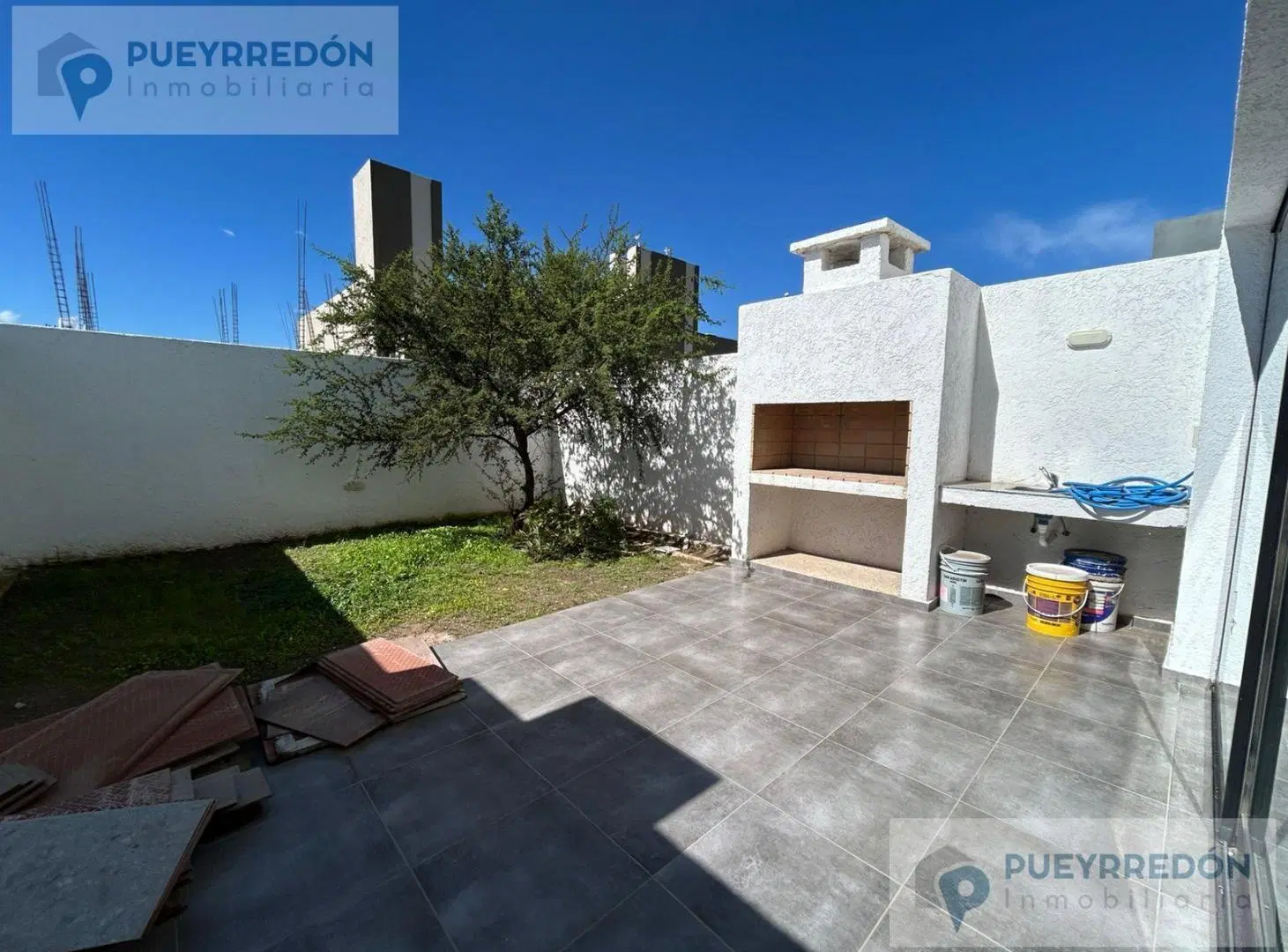 Casa en venta en Solares de Manantiales - 3 Dormitorios 2