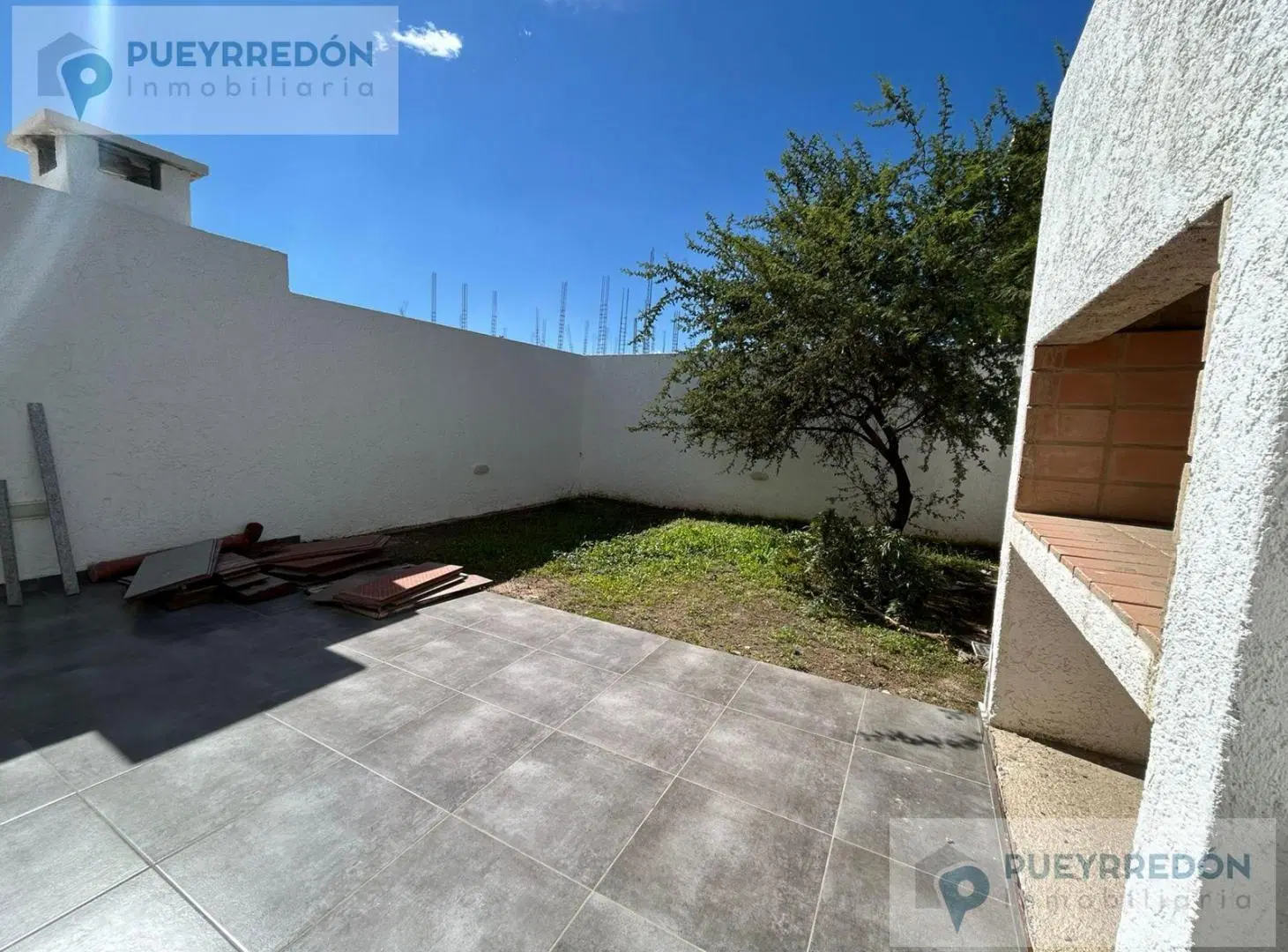 Casa en venta en Solares de Manantiales - 3 Dormitorios 4