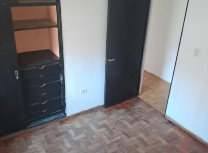 Se alquila departamento 2