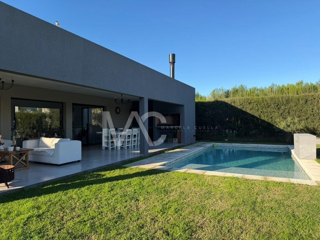 Foto de Casa en Venta en El Cantón Islas, El Cantón, Escobar, imagen 1
