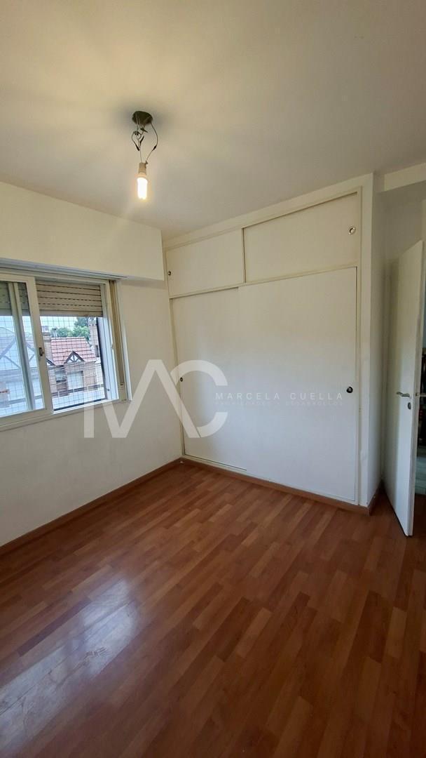 Foto de Piso 4 ambientes Venta en Villa Luro, Capital Federal, Buenos Aires, imagen 2