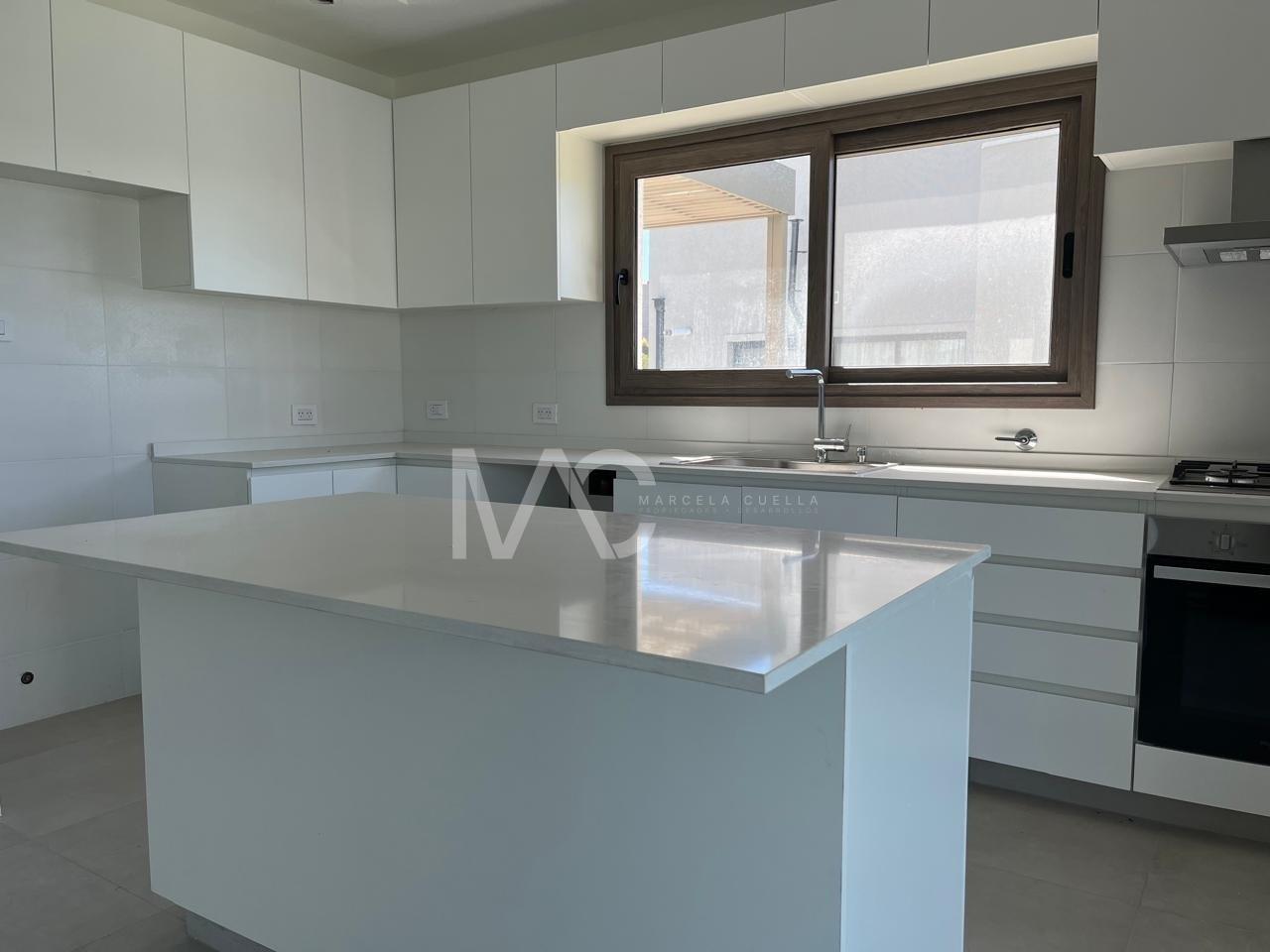 Foto de oportunidad . Casa en Venta en Santa Ana, Villanueva, Tigre, imagen 3