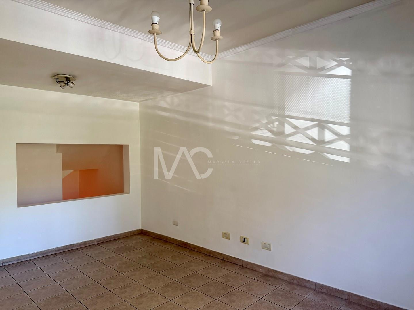 Foto de Duplex en Venta en Villa Luro, Capital Federal, Buenos Aires, imagen 1