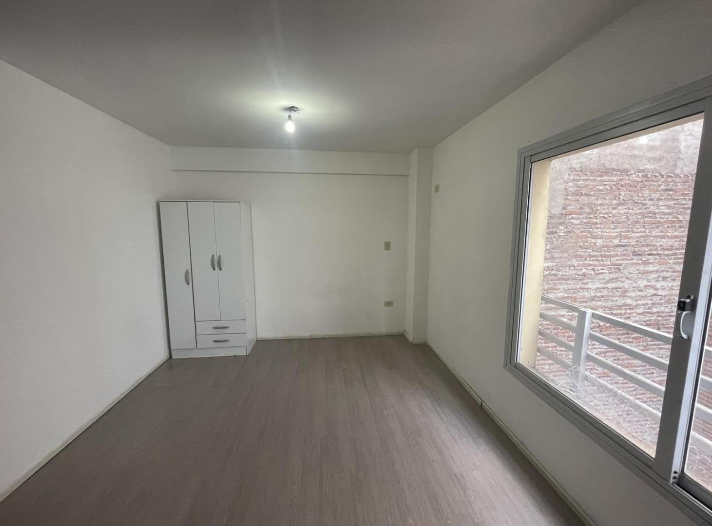Foto de ALQUILER DE MONOAMBIENTE CHACABUCO 2200 (REPÚBLICA DE LA SEXTA)., imagen 4