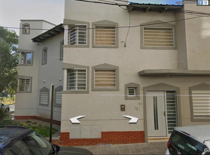 Alquilo Duplex 3 Dormitorios Cochera Cubierta Santa Genoveva Neuquen 2