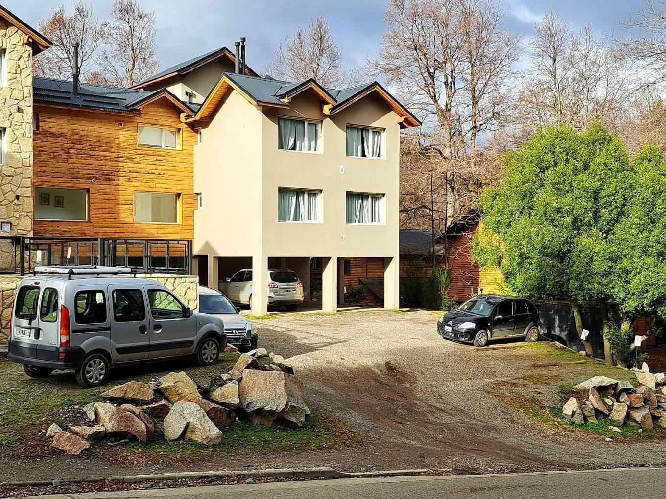 Venta o Permuta Departamento 2 dormitorios con cochera centro de San Martin de los Andes