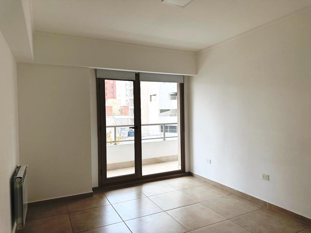 Vendo o Alquilo Departamento Nivel Gerencial 2 dorm (1 suite) cochera y Amenities Centro Neuquen