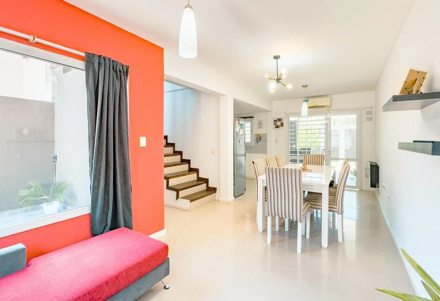 venta de dúplex de 3 dormitorios sobre calle Crease, barrio Villa Senguer 3