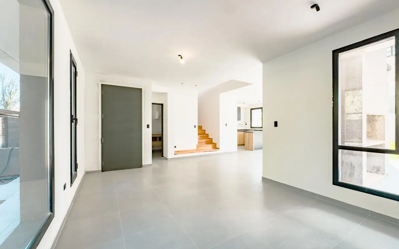 Casa Tipo Duplex De 3 Dormitorios – Barrio Dos Rios Neuquen 4