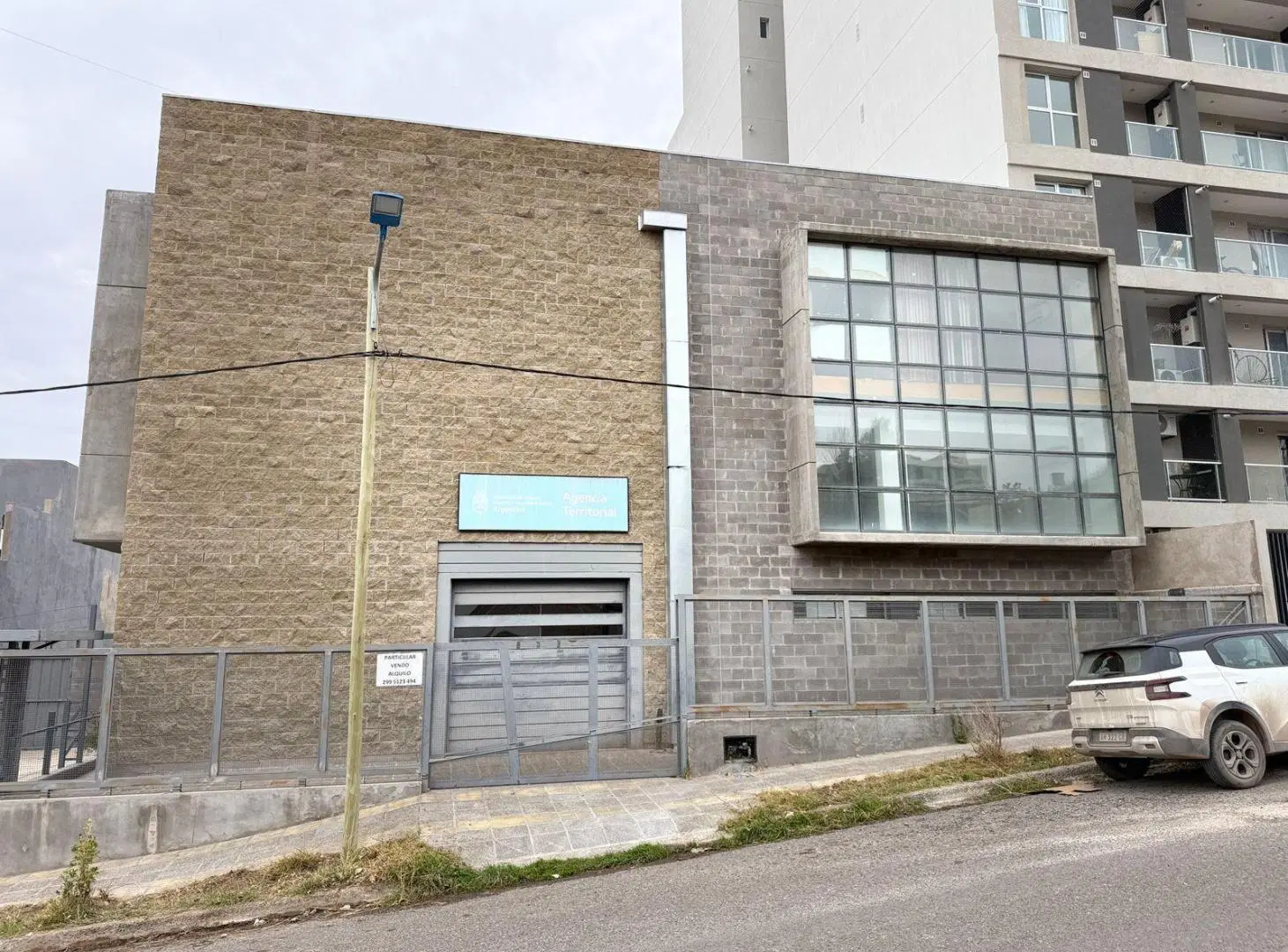 Vendo o Alquilo Oficinas de 700 m2 en Terreno de 1027 m2 apto Edificio en altura B° Gama Neuquén 4