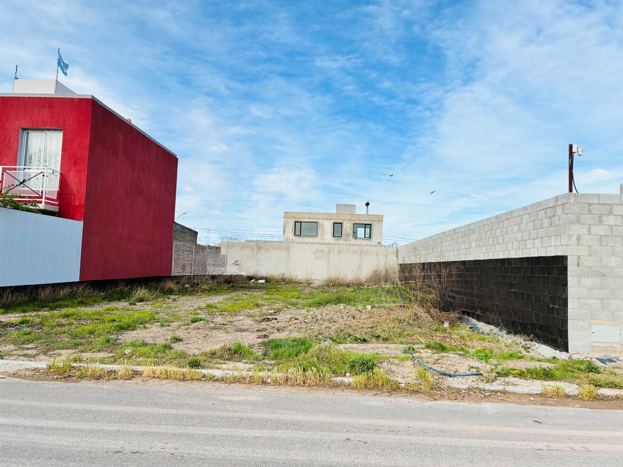 Foto de TERRENO EN VENTA DE 300 M2 BARRIO GARCIA BAYON, imagen 3