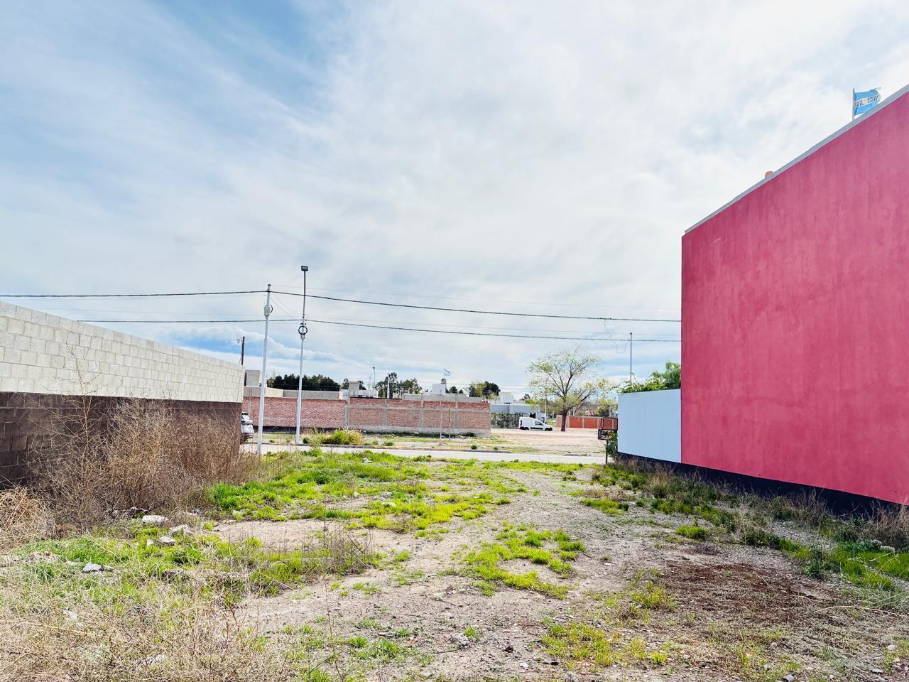 Foto de TERRENO EN VENTA DE 300 M2 BARRIO GARCIA BAYON, imagen 4