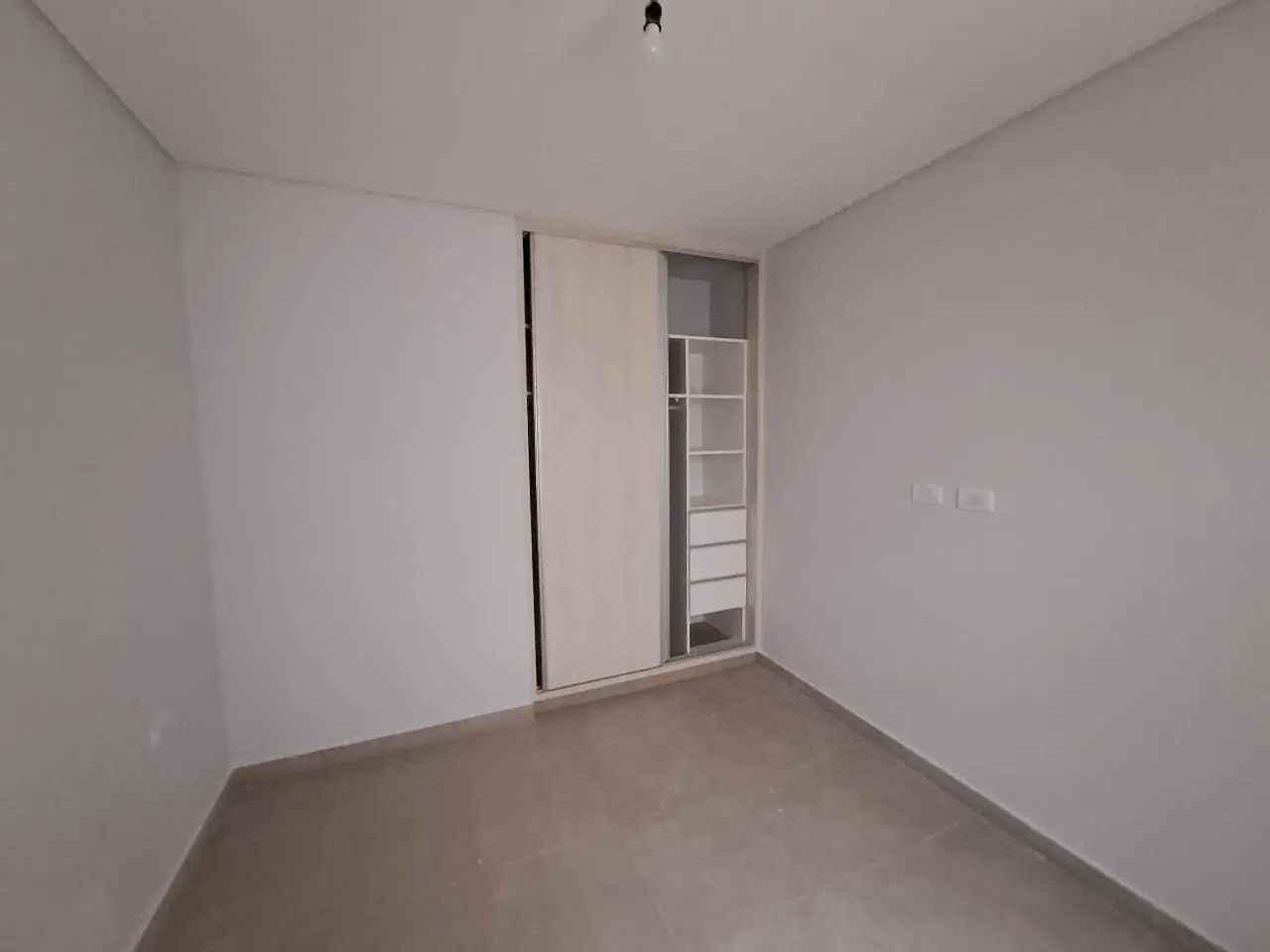 Departamento en Venta - 2 dormitorios con patio y cochera 3