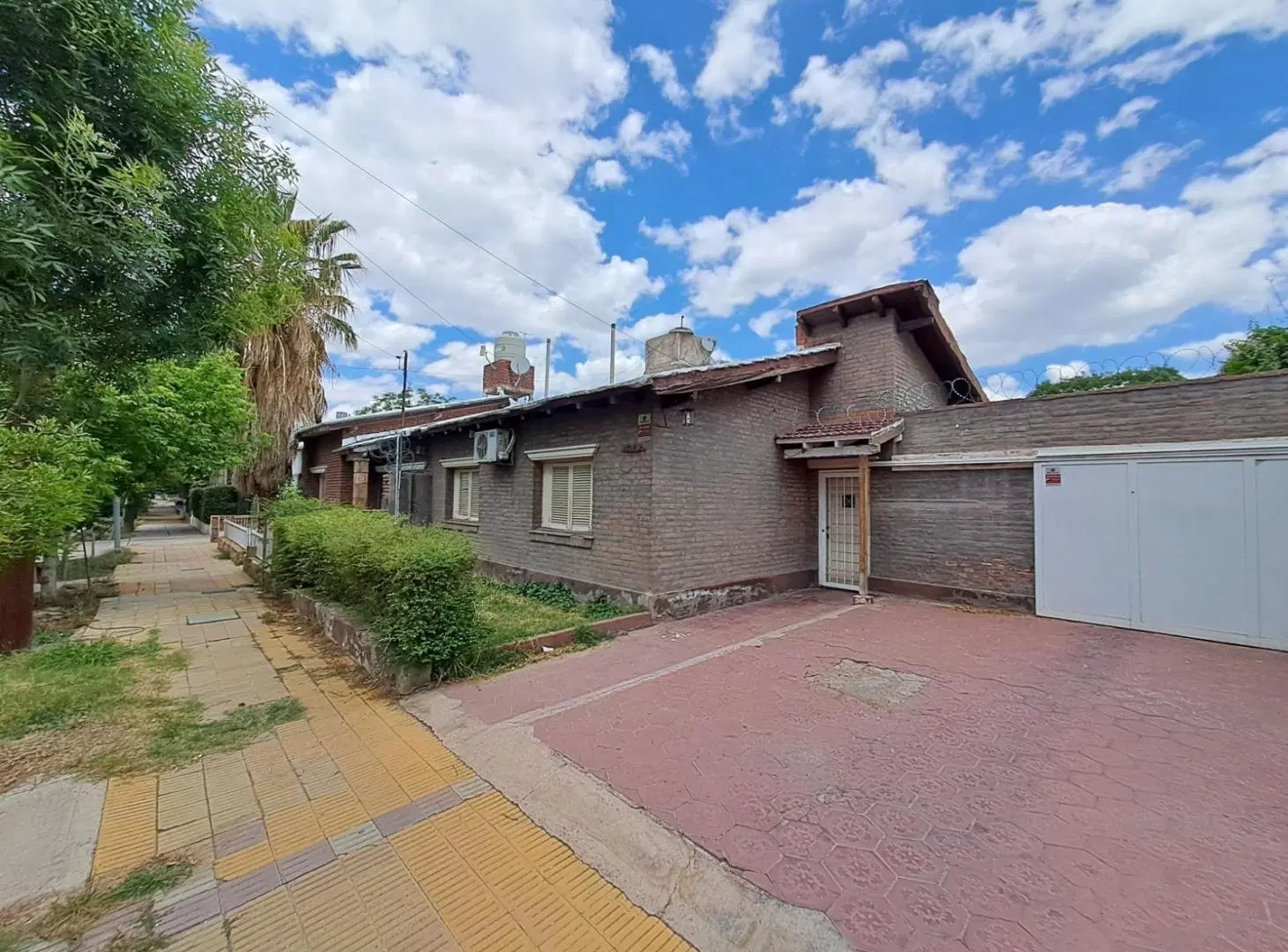 Casa en Venta - APTA CREDITO - 2 Dormitorios - DORREGO 4