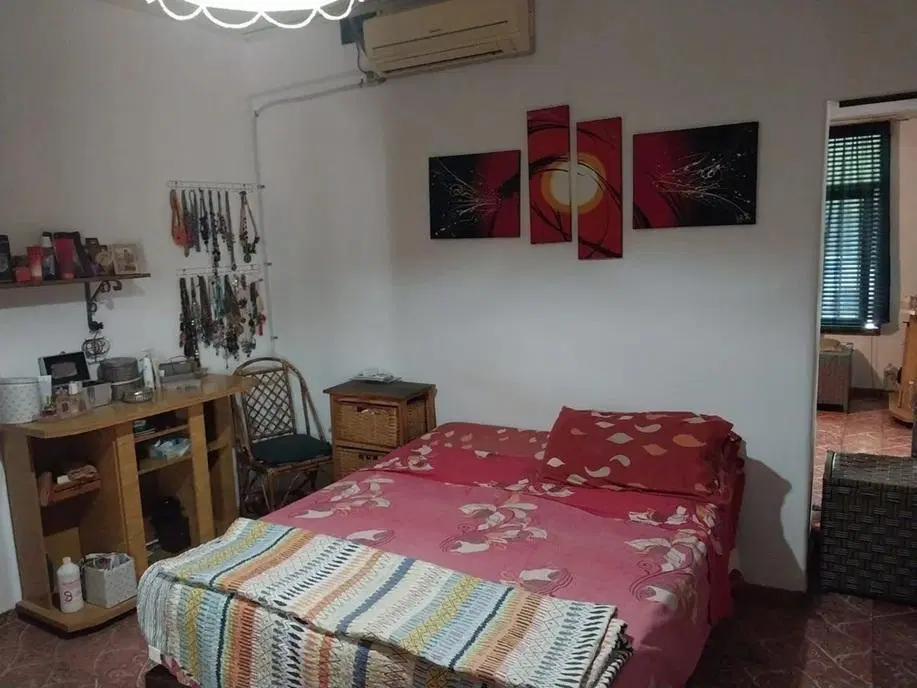 Casa mixta en venta - 2 dormitorios - 4° sección 1