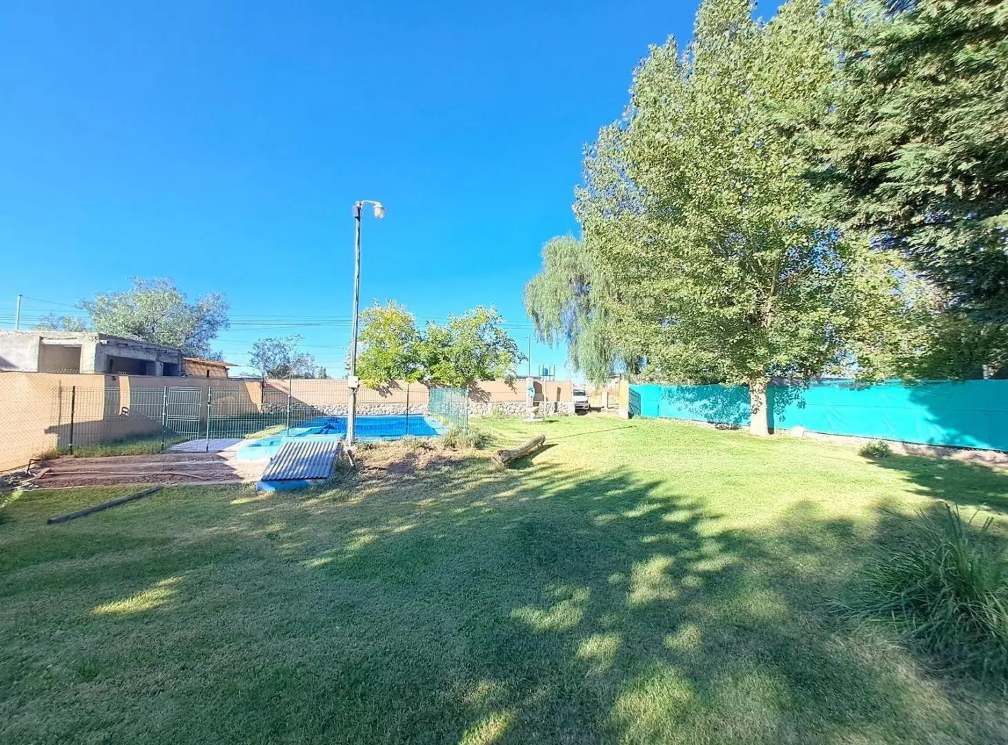 Casa con pileta APTA CREDITO - B° Granja Lomas de Chacras 1