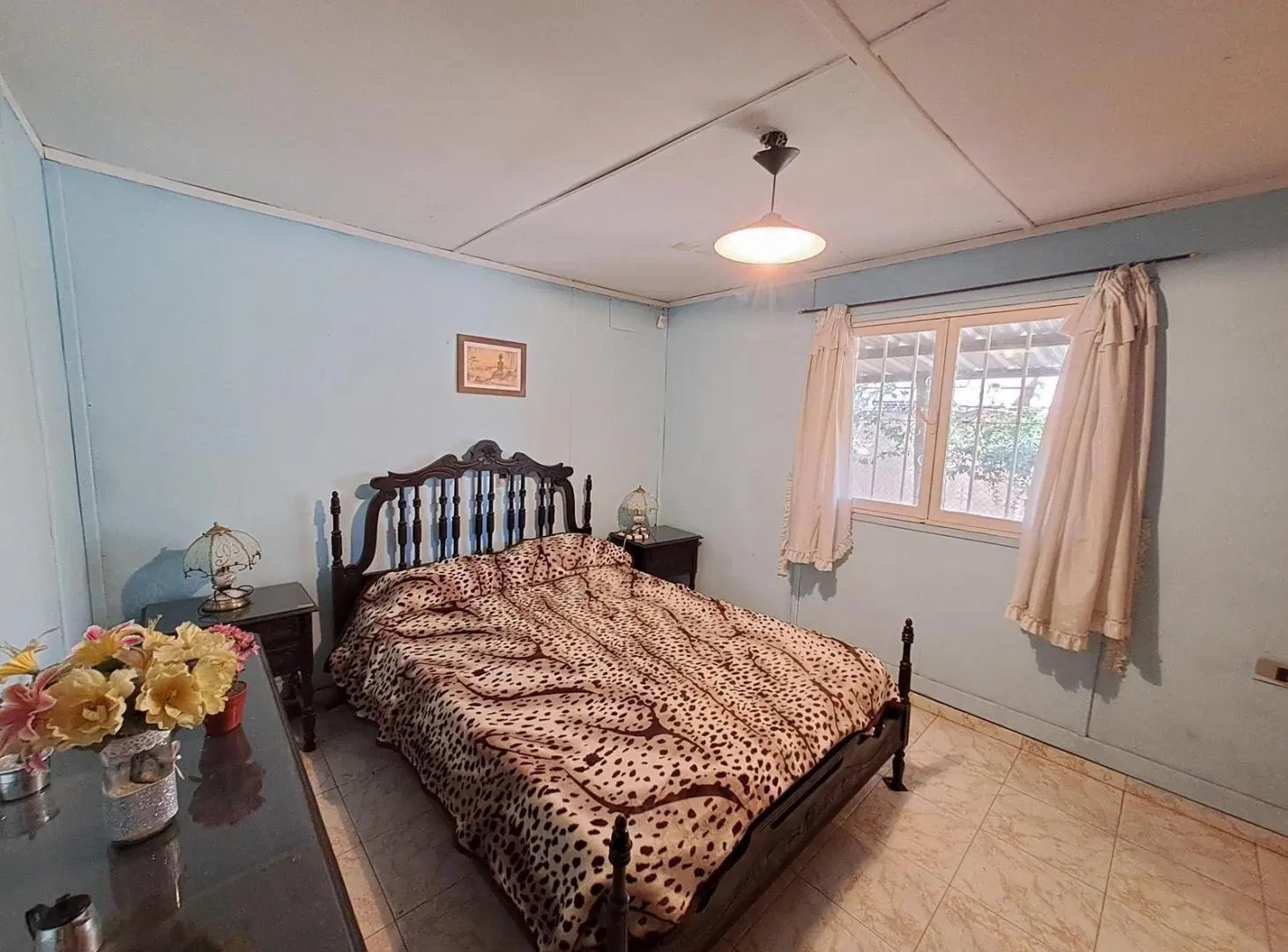 Casa con pileta APTA CREDITO - B° Granja Lomas de Chacras 3