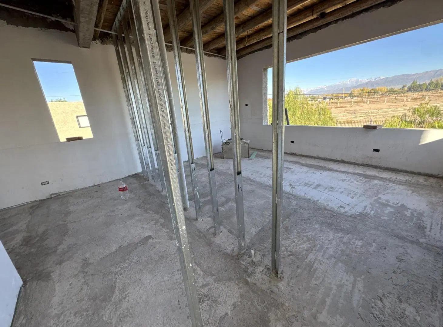 Venta de Casa a Estrenar Barrio Privado Lujan de Cuyo 5