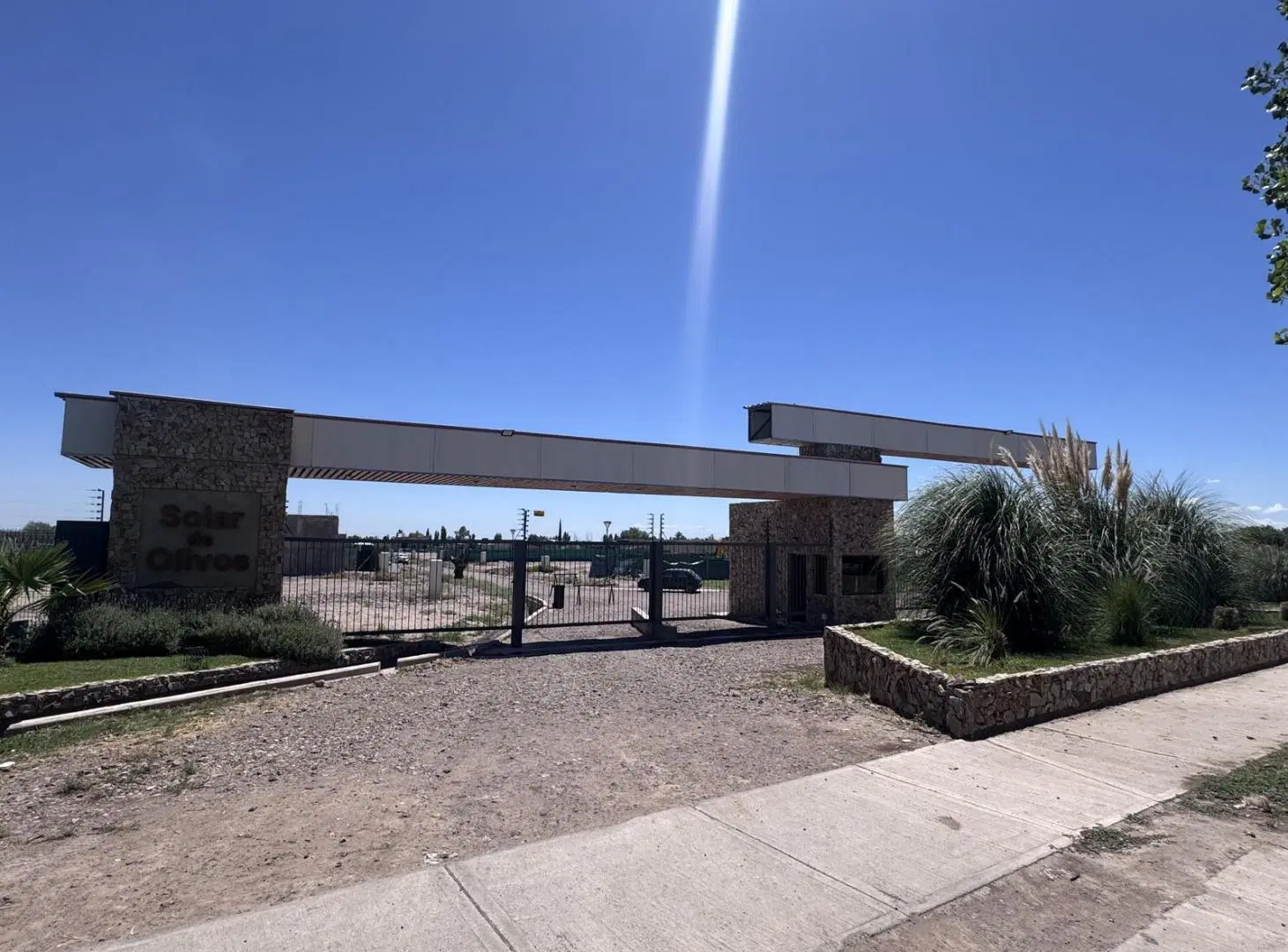 VENTA - LOTE EN BARRIO PRIVADO SOLAR DE OLIVOS 2
