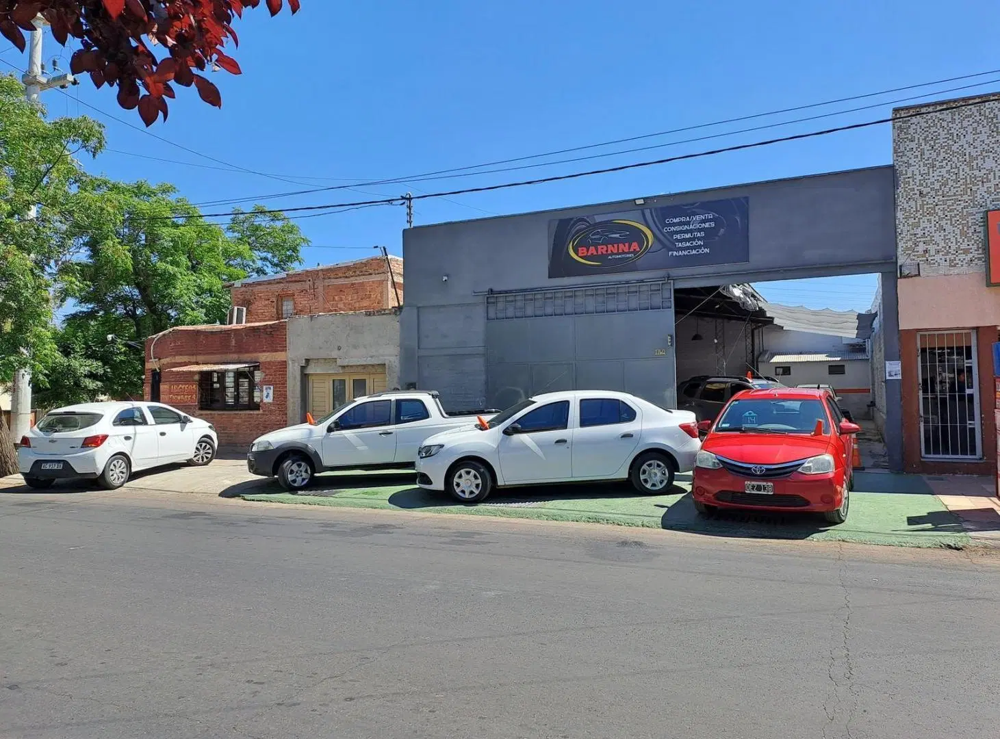 Local comercial / Galpón en Venta - RENTABILIDAD 15% ANUAL EN DOLARES! 2