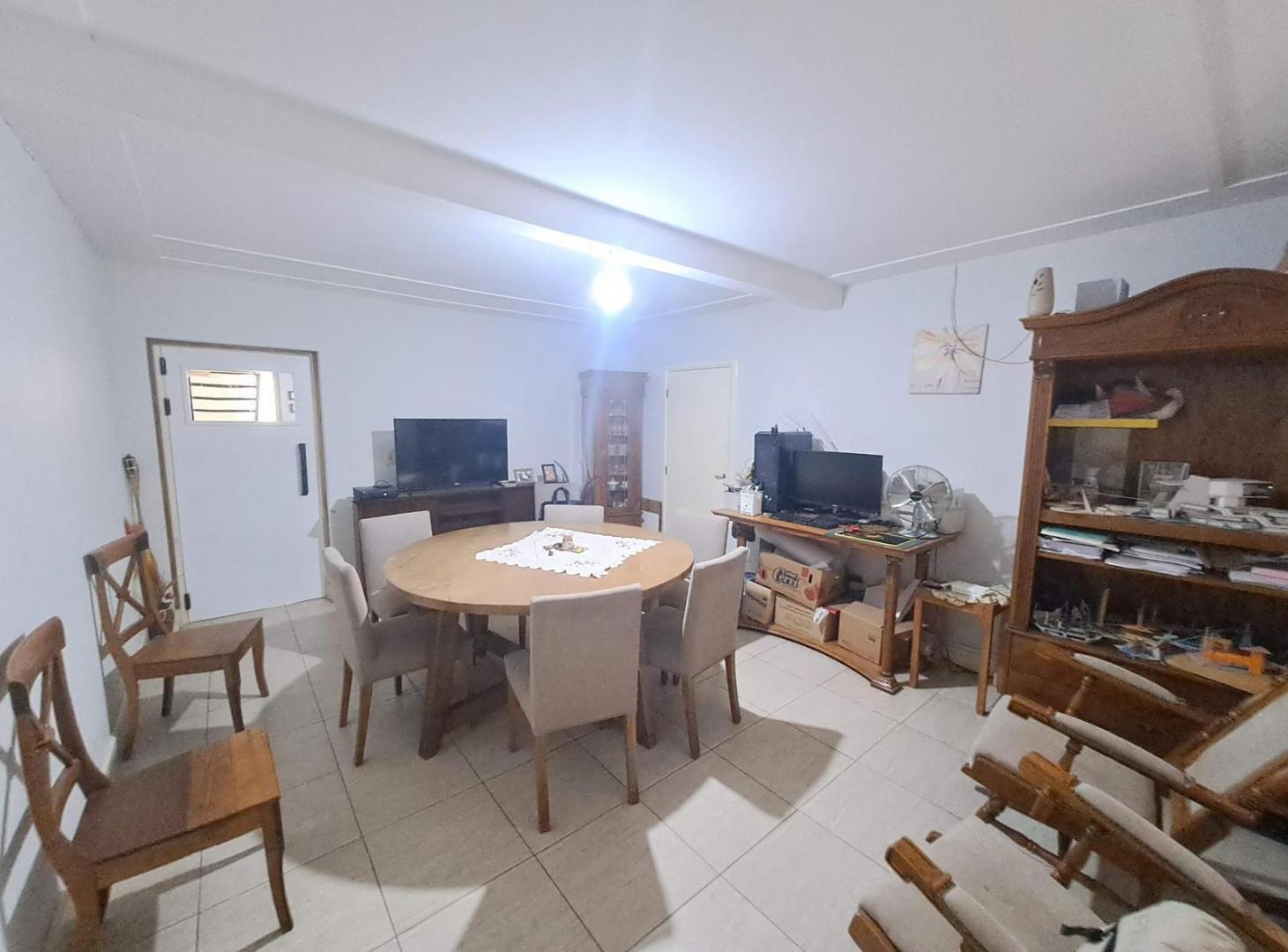 Foto de Casa en Venta - 3 dormitorios, 2 baños, amplio Jardín y terraza, imagen 3