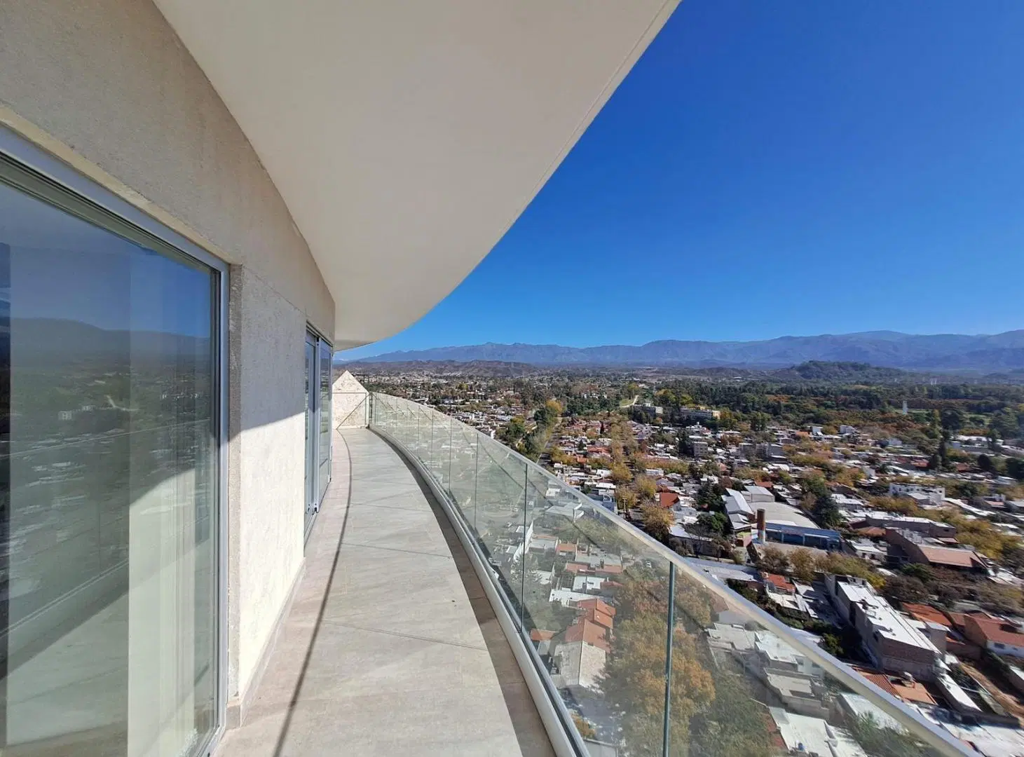 VENTA - Exclusivo Penthouse en TORRE LELOIR 3