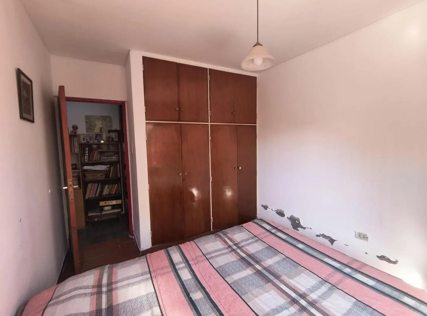Casa en Venta Barrio Trapiche/ 4 dormitorios/ 3 baños/ cochera 4