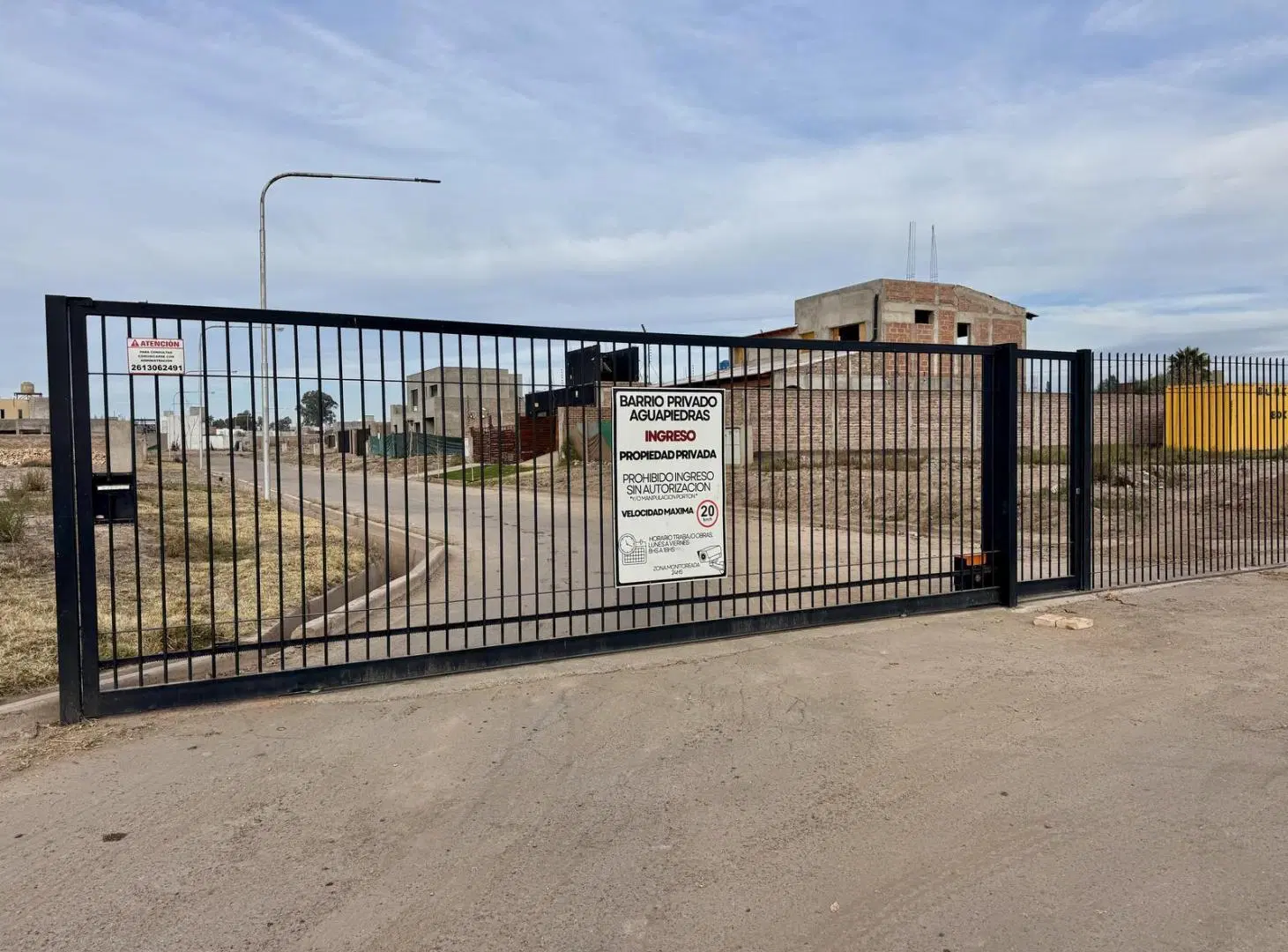 Terreno de 300 m2 Barrio Cerrado Aguapiedras Lujan de Cuyo. 5
