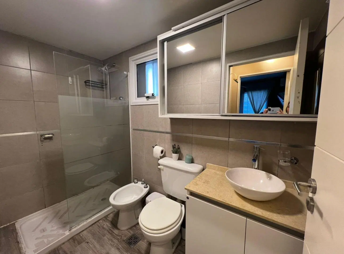 VENTA HERMOSO DEPARTAMENTO 5