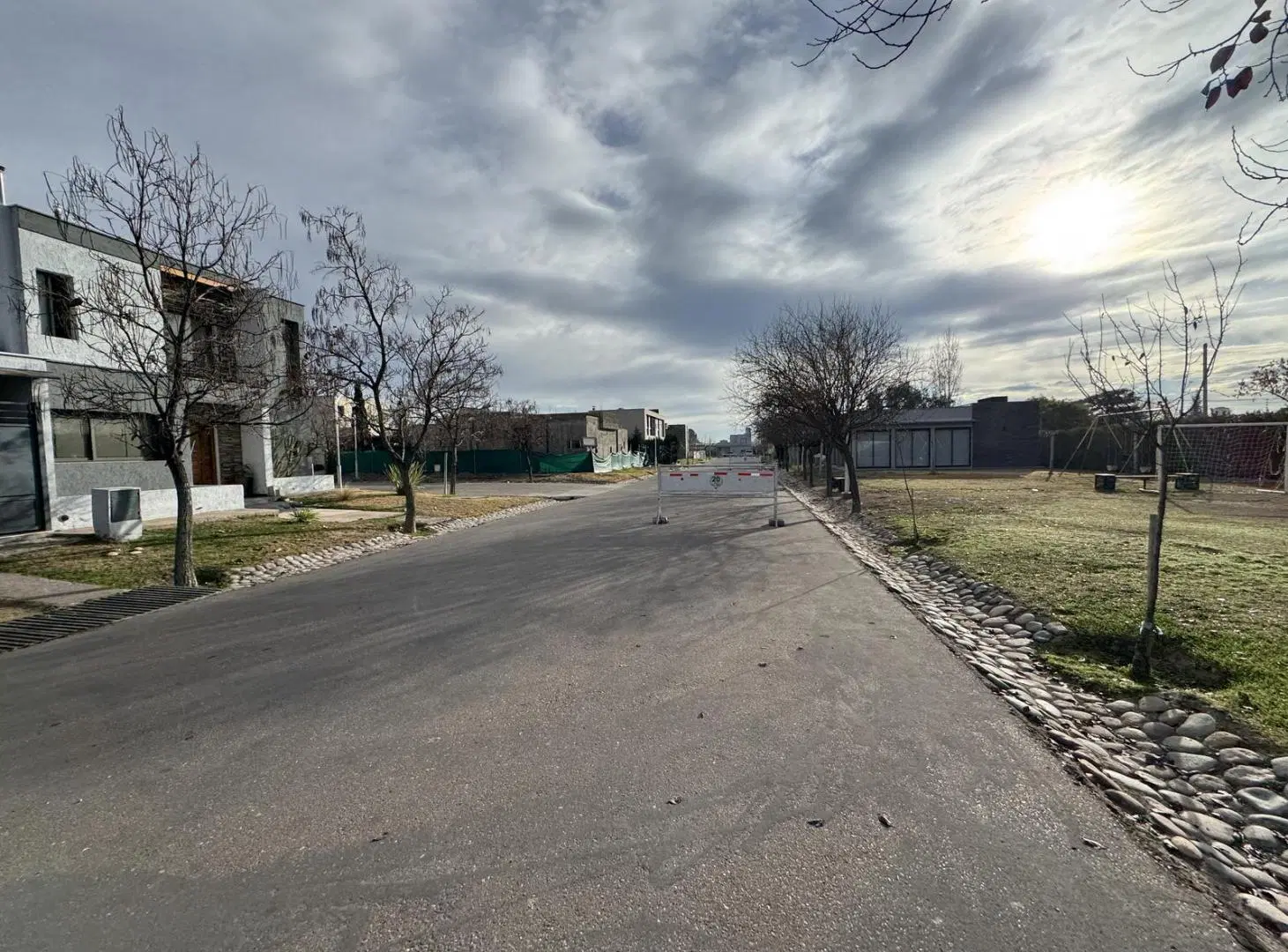 Terreno en Barrio Zettavi Luján de Cuyo 4