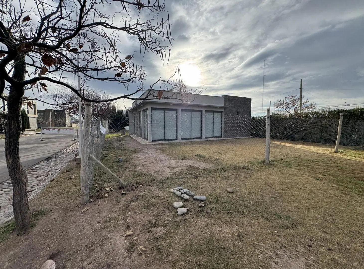 Terreno en Barrio Zettavi Luján de Cuyo 2