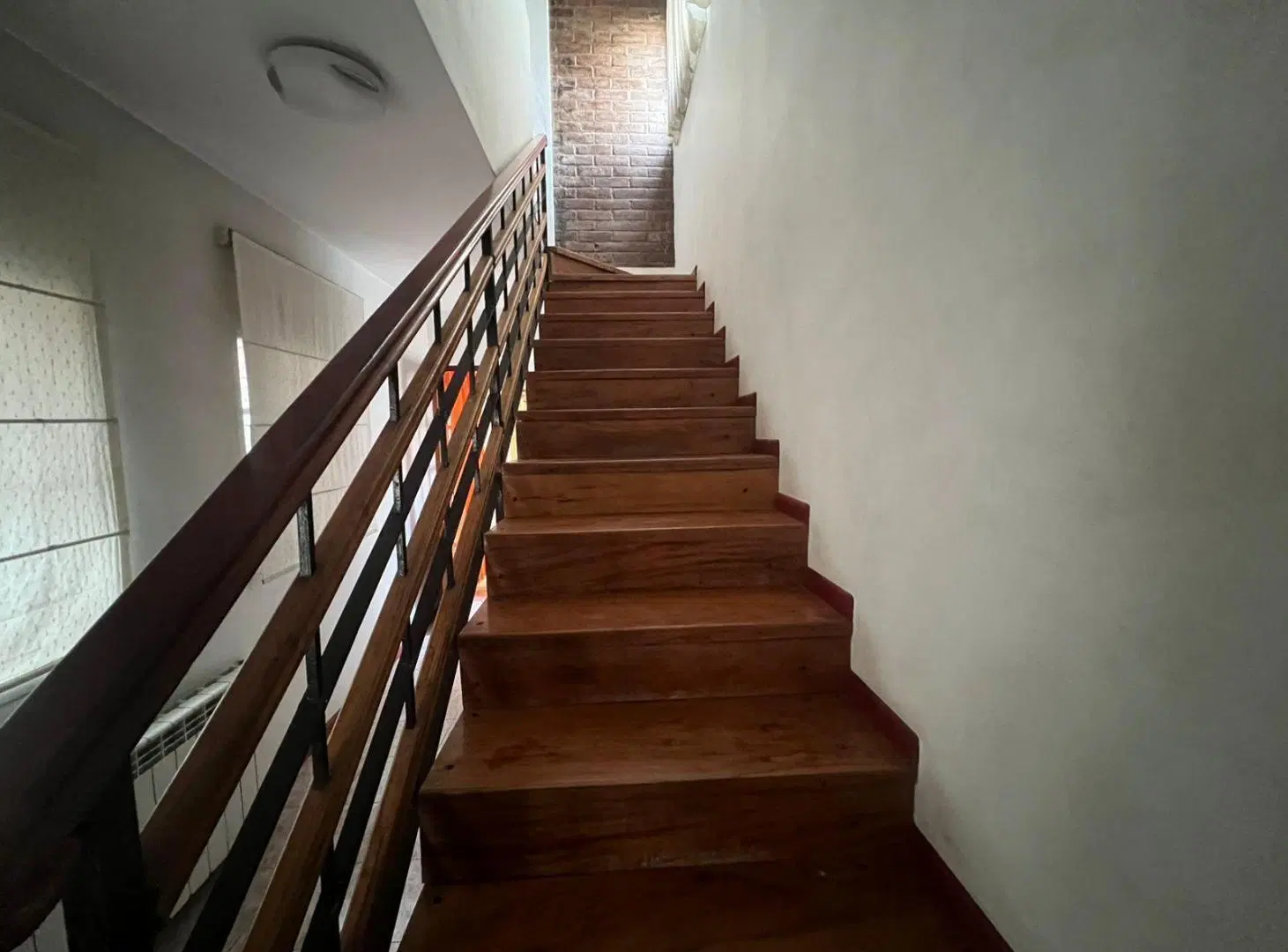 HERMOSA CASA EN VENTA 6ta SECCIÓN 4