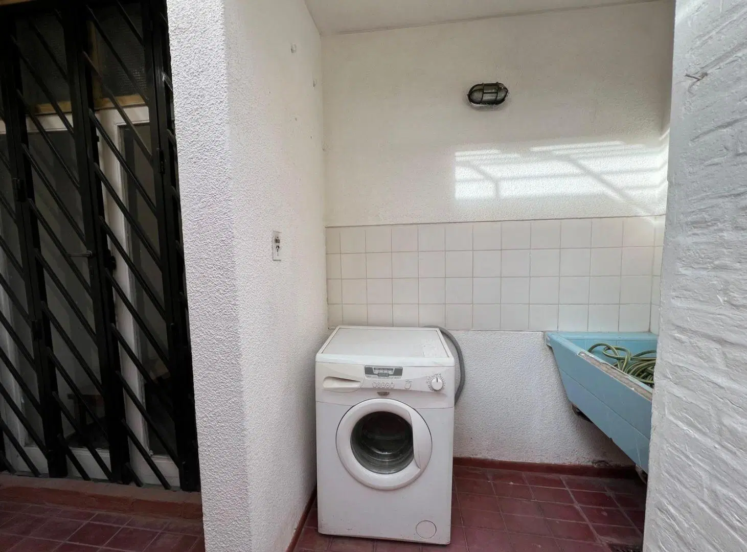 Venta  de casa / duplex  sexta sección ubicación privilegiada 5