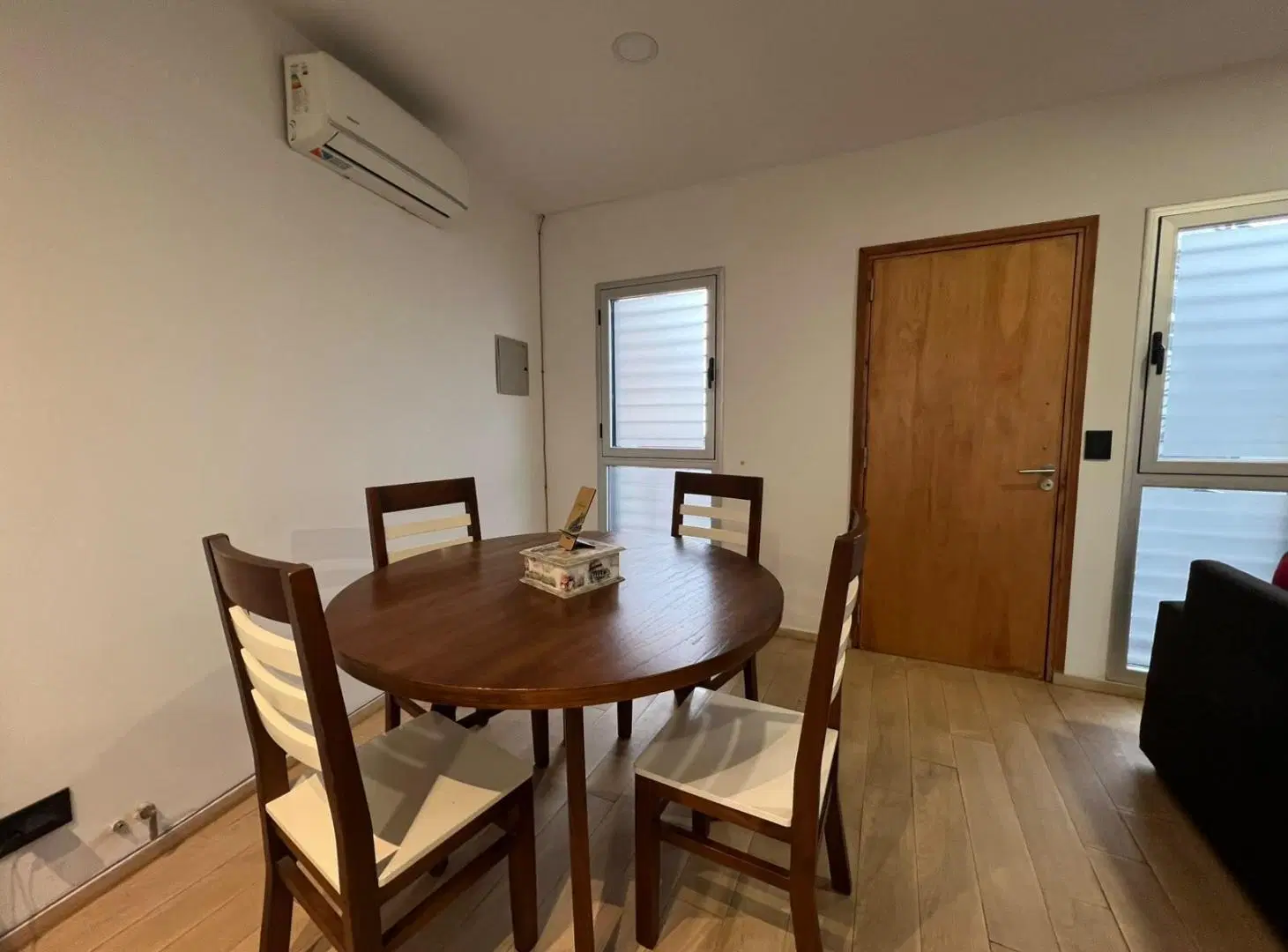 Venta Moderno Departamento en Sexta Sección 3