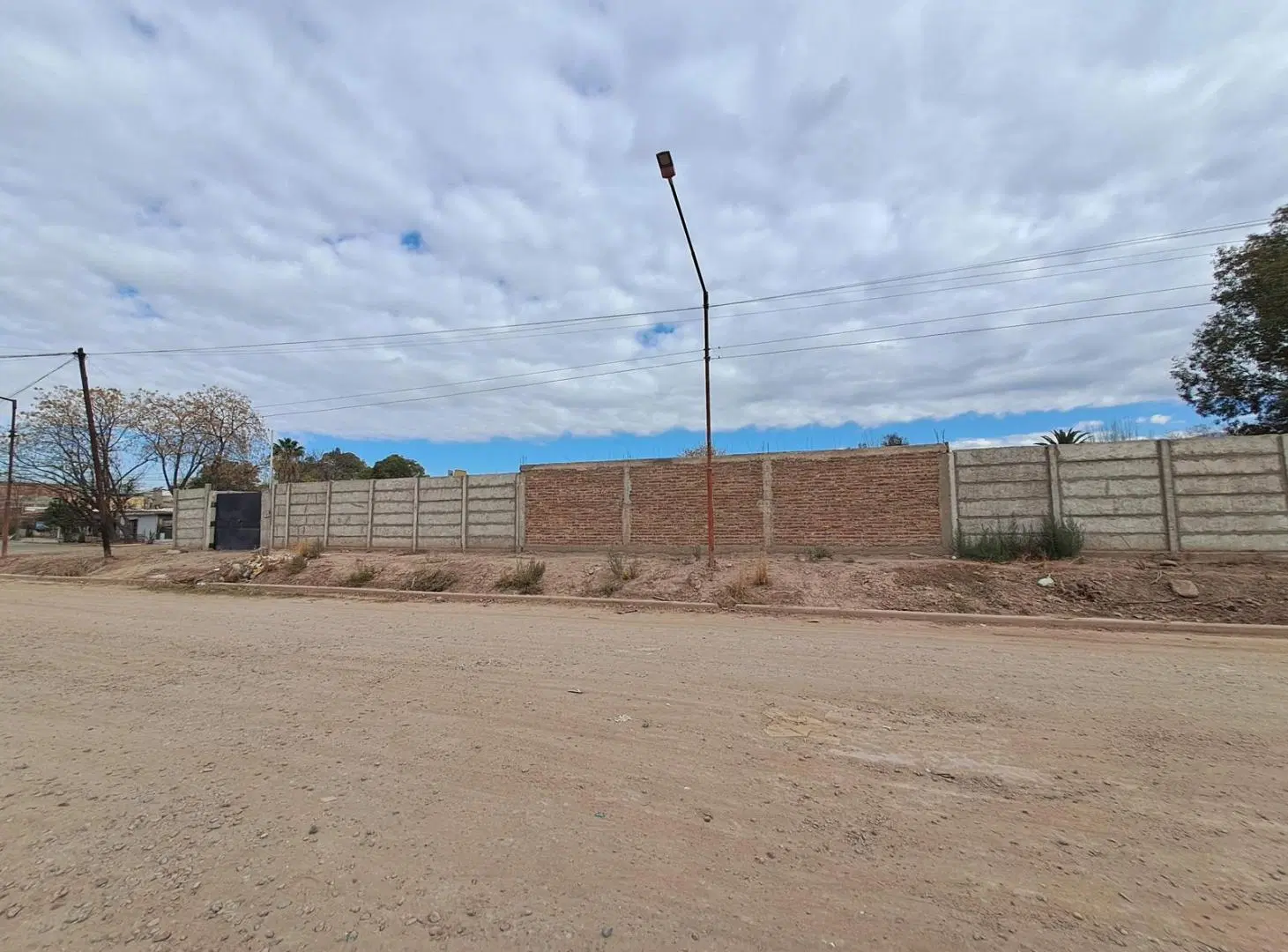 Terreno en Venta - ideal para canchas de futbol y padle o depósito 1