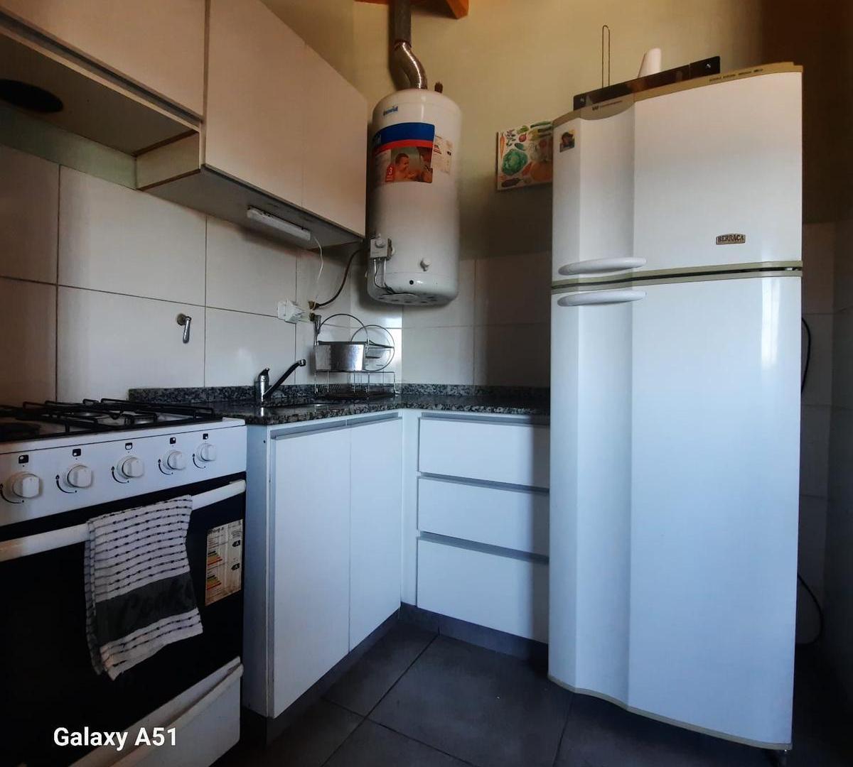 Foto de Departamento en alquiler 2 habitaciones B° Inka, imagen 4