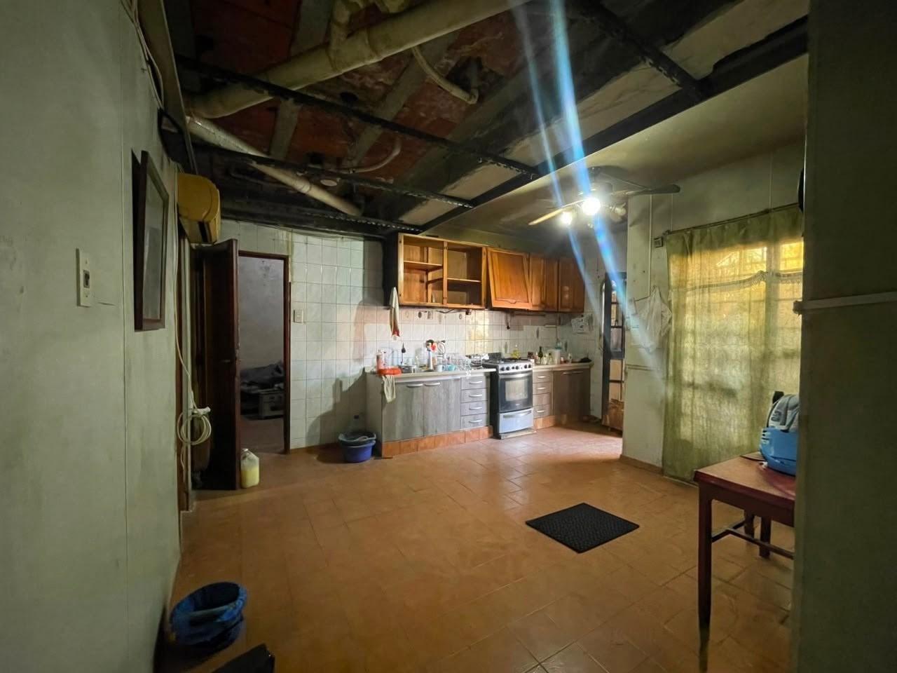 Foto de Casa a reciclar 4 dormitorios- godoy cruz, imagen 3