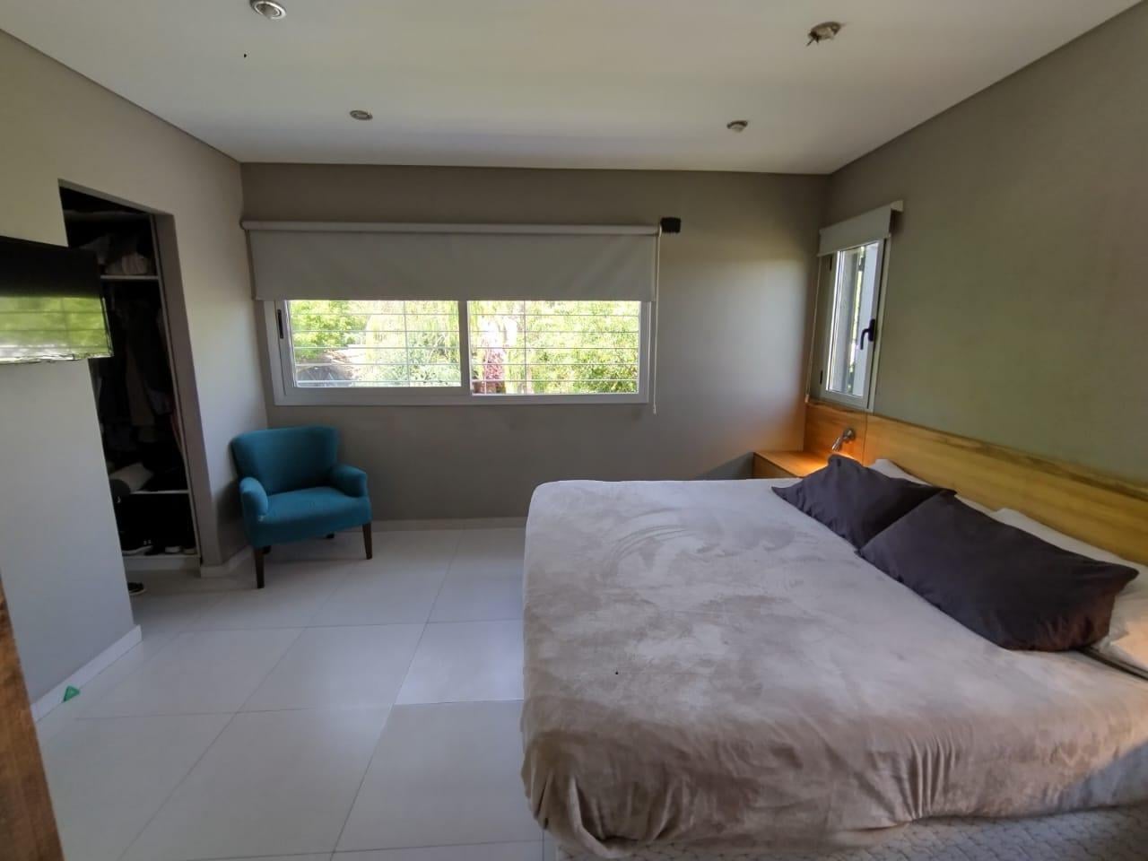Foto de Casa en venta 4 dormitorios y terraza en Chacras de Coria Mendoza, imagen 2