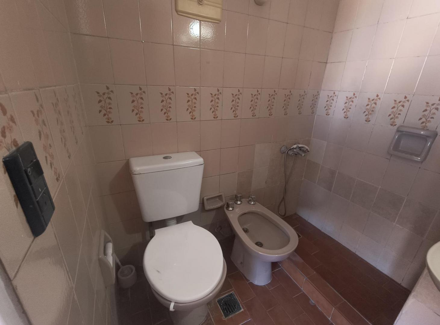 Foto de Departamento con excelente vista y balcón en alquiler, imagen 2