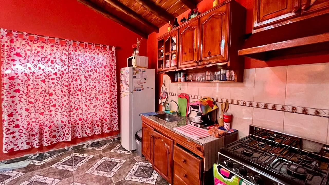 Foto de Casa confortable de 3 dormitorios, cochera y patio en Cruz de Piedra, imagen 1