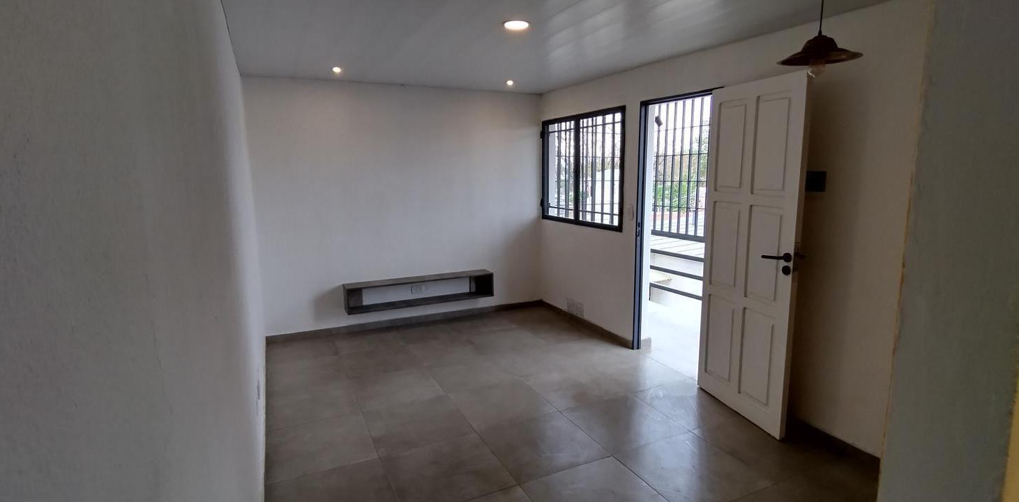 Foto de VENTA DE DEPARTAMENTO CALLE PASCUAL SEGURA, LAS HERAS, imagen 5