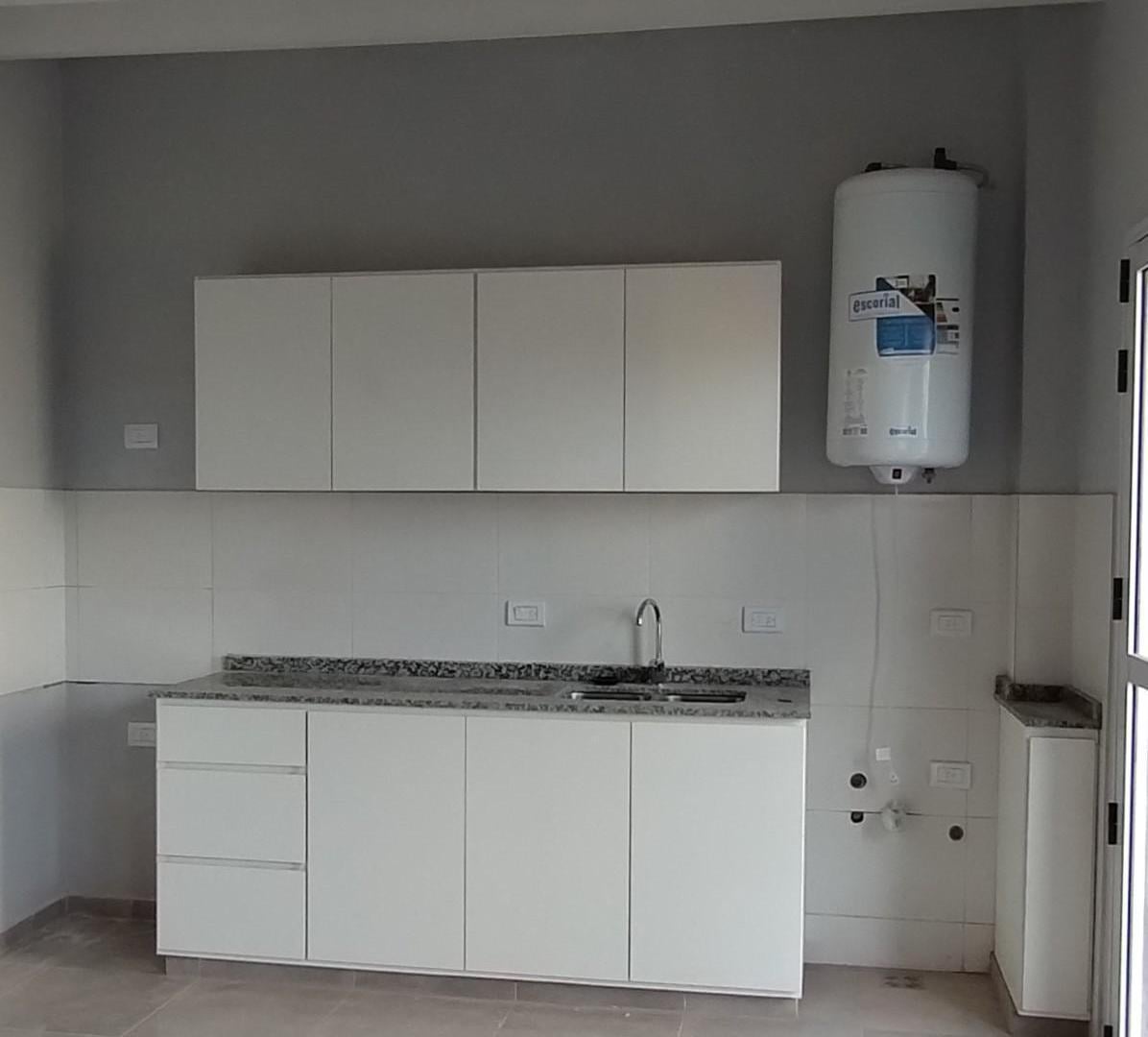 Foto de Alquiler Departamento 2 dormitorios y cochera en Guaymallén, imagen 4