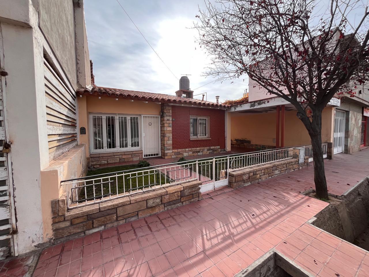 Foto de VENTA DE CASA CALLE CROCE B° AERONAUTICO-LAS HERAS, imagen 1