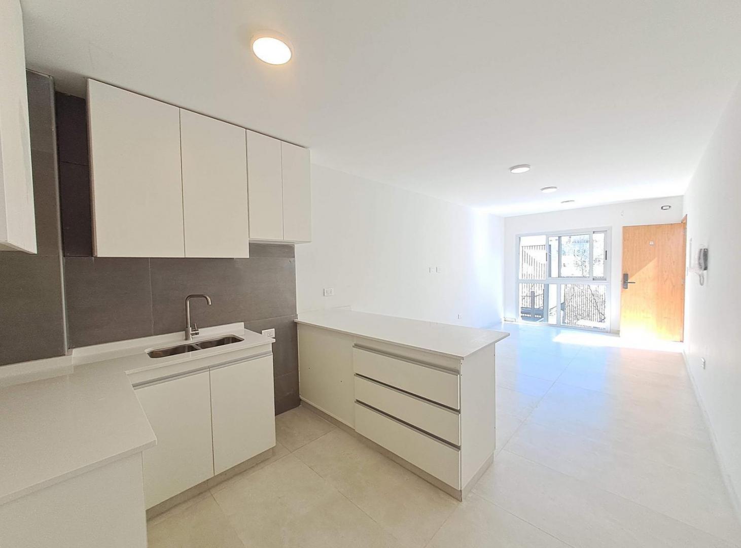 Foto de Alquiler - Departamento 1 dormitorio a estrenar en BOMBAL, imagen 2