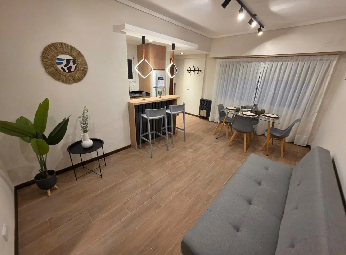 Departamento de dos ambientes al contrafrente reciclado, Gascón 1400, Güemes 2