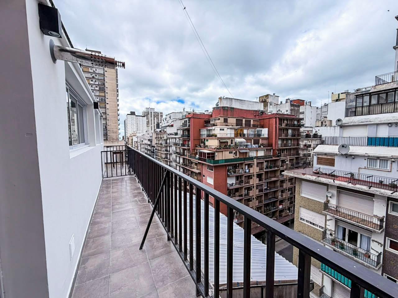 Foto de Departamento de tres ambientes a la calle con dos balcones, Entre Ríos, imagen 1