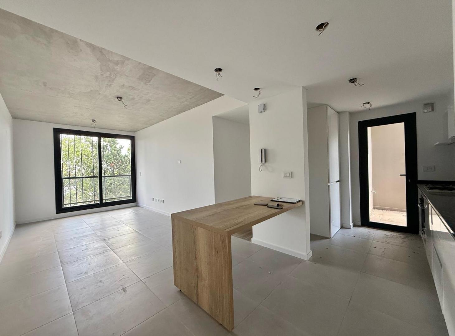 Departamento venta, dos dormitorios, dos baños, balcon, parrilla, amenities, fisherton
