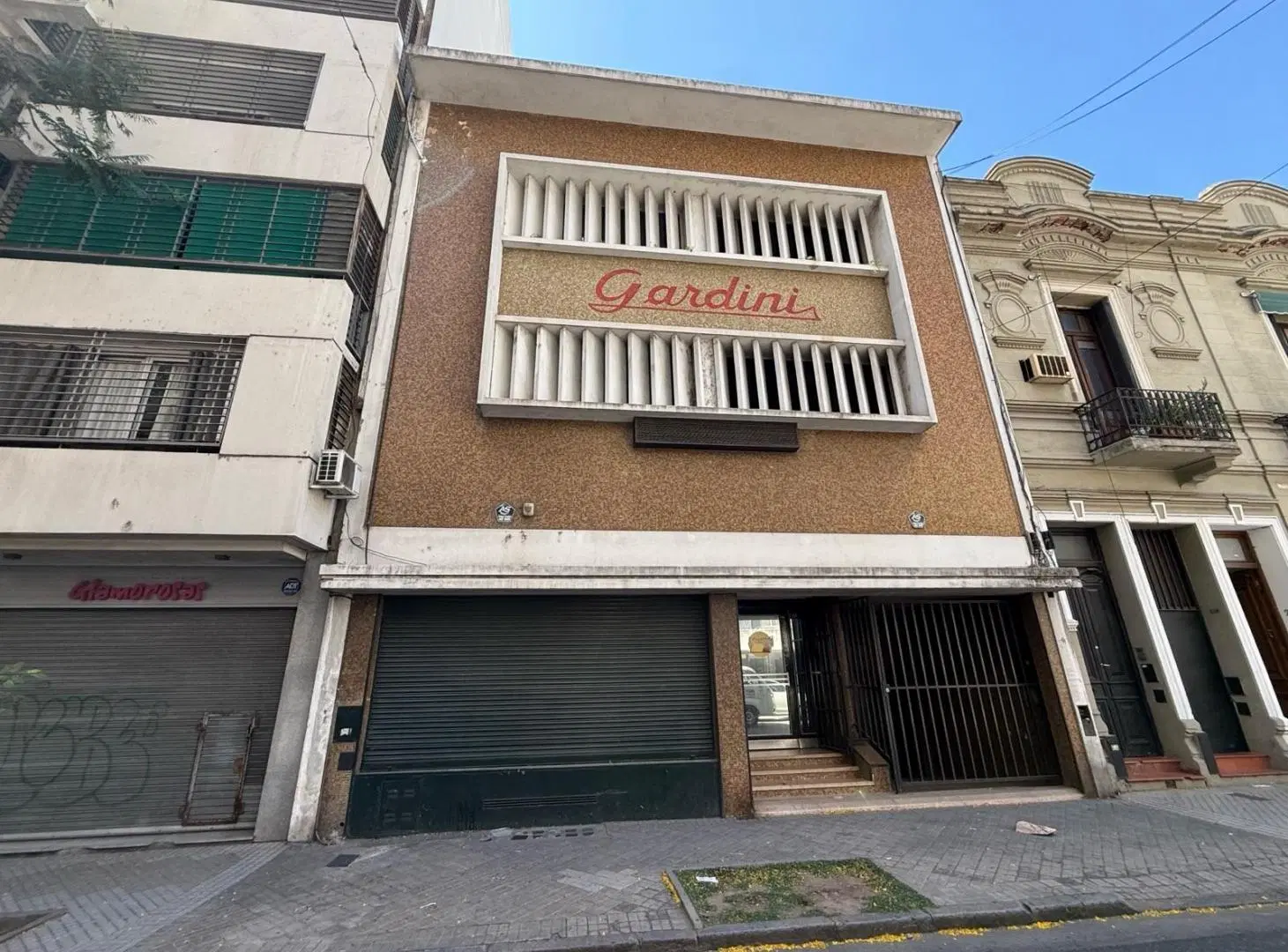 Local en alquiler, oficina, centro, apto comercial, cocheras, comercio 4