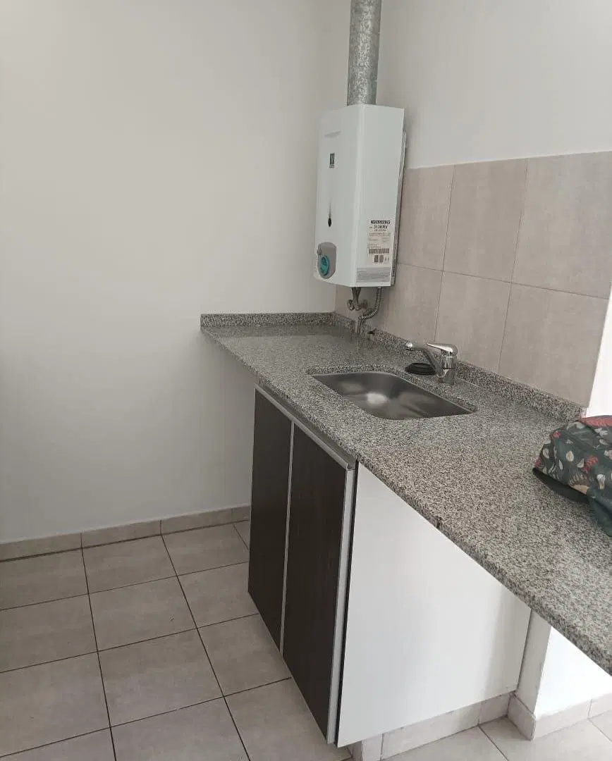 Alquilo dpto 1 dormitorio barrio Ducasse 1