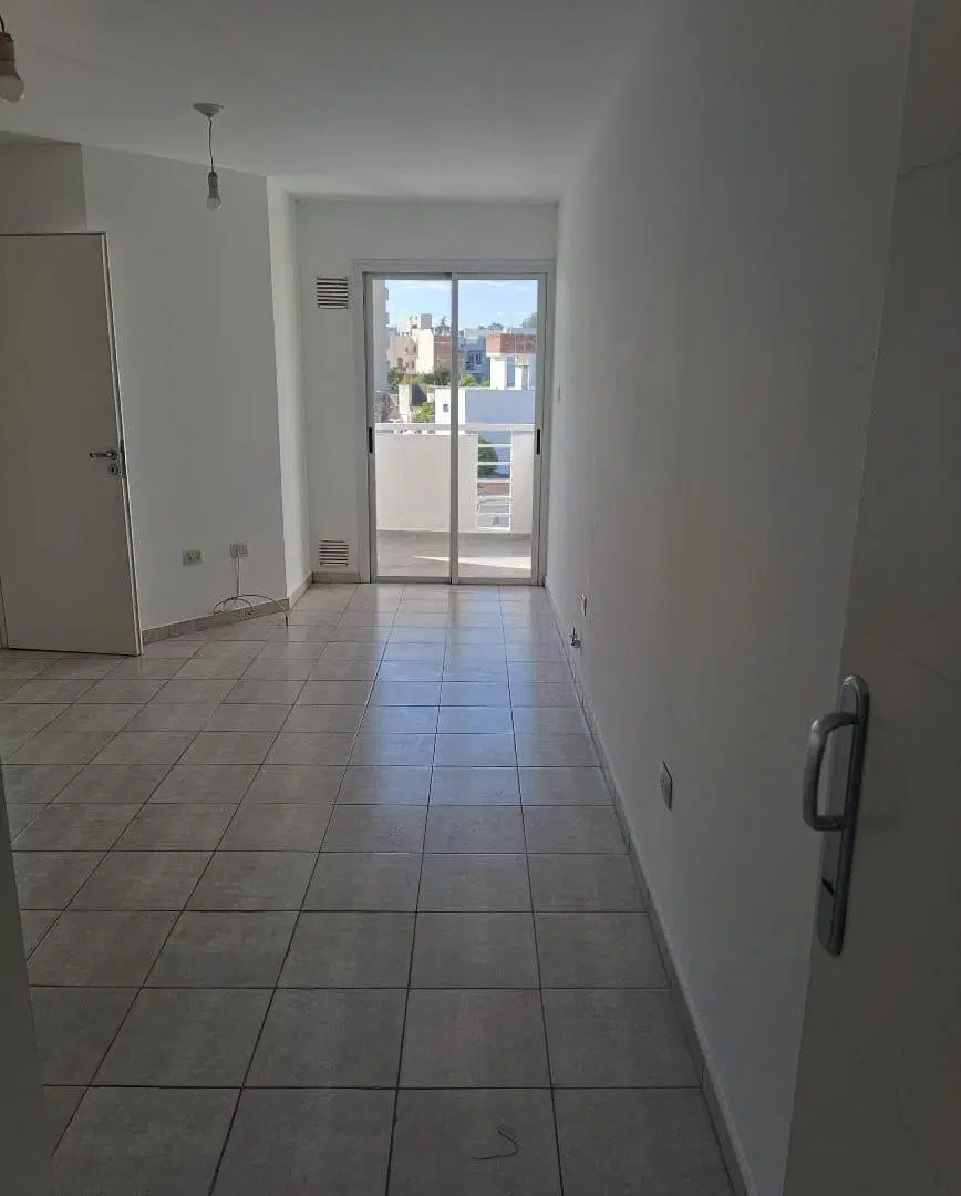Alquilo dpto 1 dormitorio barrio Ducasse 3